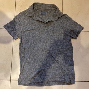Old Navy Men’s Grey Shirt